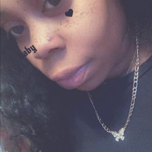 Meet your Posher, Briana